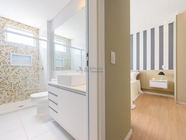 Apartamento com 118m² 3 quartos e 3 banheiros, à venda, no bairro Mercês em Curitiba