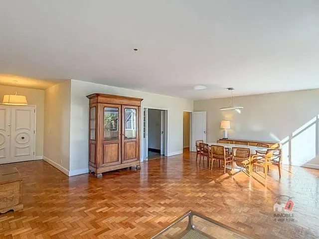 Apartamento 4 quartos e 2 banheiros, à venda, no bairro Centro em Petrópolis
