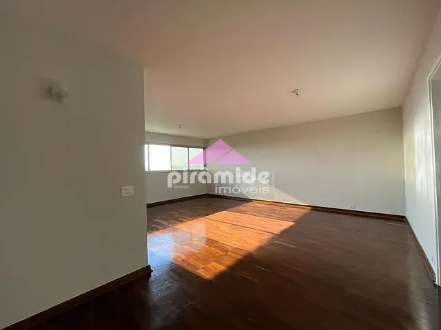 Apartamento com 122m² 3 quartos e 3 banheiros, à venda, no bairro Centro em São José dos Campos