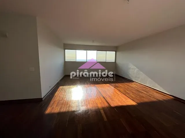 Apartamento com 122m² 3 quartos e 3 banheiros, à venda, no bairro Centro em São José dos Campos