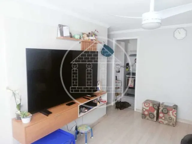 Apartamento 2 quartos e 1 banheiro, à venda, no bairro Terceira Divisão de Interlagos em São Paulo