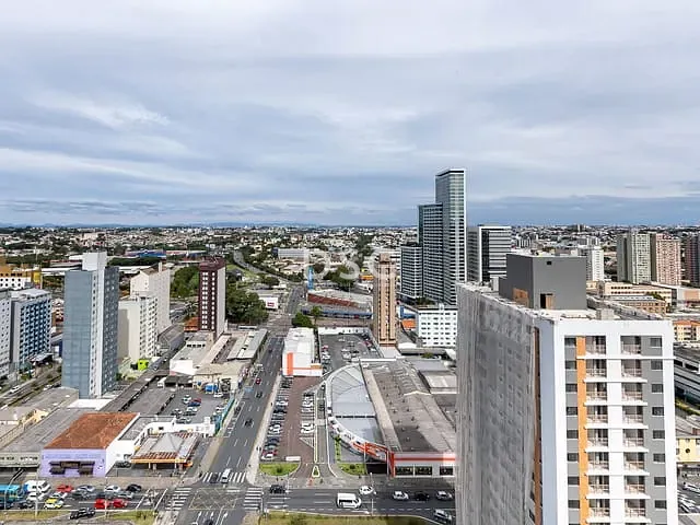 Apartamento 1 quarto e 1 banheiro, à venda, no bairro Centro em Curitiba