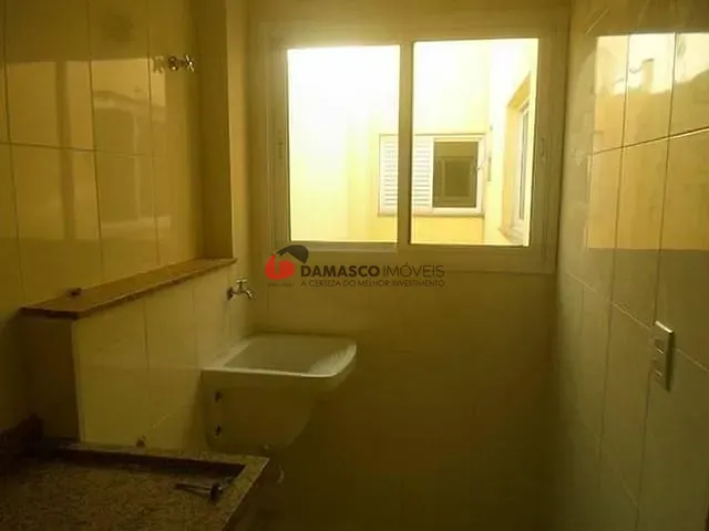 Apartamento 2 quartos e 1 banheiro, à venda, no bairro Vila Valparaíso em Santo André