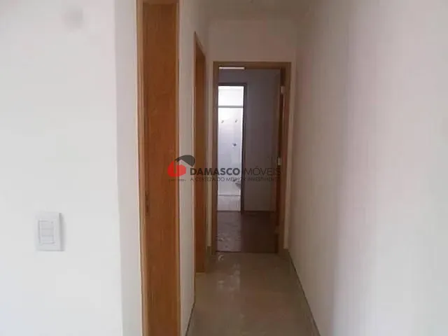 Apartamento 2 quartos e 1 banheiro, à venda, no bairro Vila Valparaíso em Santo André