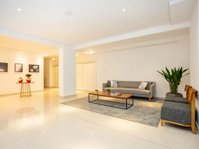Apartamento 2 quartos e 2 banheiros, à venda, no bairro Água Verde em Curitiba