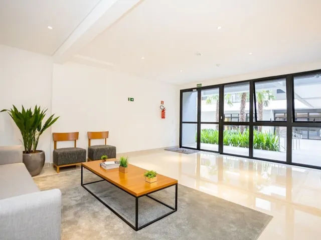 Apartamento 2 quartos e 2 banheiros, à venda, no bairro Água Verde em Curitiba