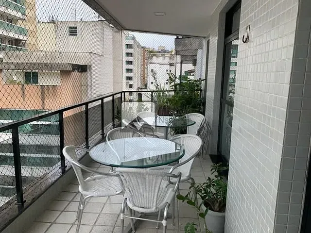 Apartamento com 250m² 4 quartos e 1 banheiro, à venda, no bairro Icaraí em Niterói