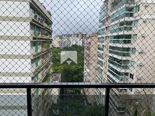 Apartamento com 250m² 4 quartos e 1 banheiro, à venda, no bairro Icaraí em Niterói