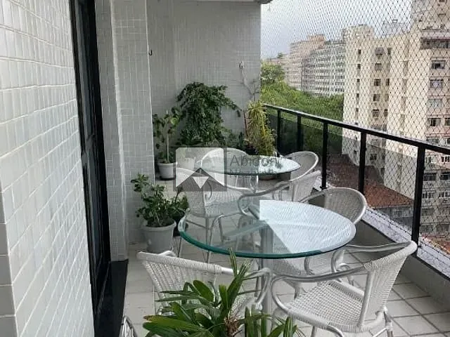 Apartamento com 250m² 4 quartos e 1 banheiro, à venda, no bairro Icaraí em Niterói