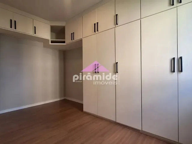 Apartamento com 10m² 2 quartos e 1 banheiro, à venda, no bairro Conjunto Residencial Trinta e Um de Março em São José Dos Campos
