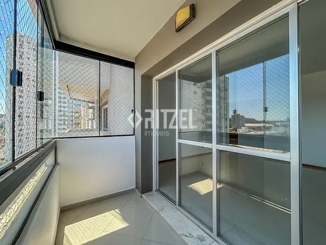 Apartamento 2 quartos e 2 banheiros, à venda, no bairro Pátria Nova em Novo Hamburgo
