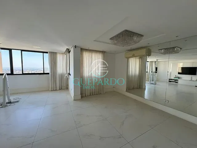 Apartamento 4 quartos e 3 banheiros, à venda, no bairro Centro em Londrina
