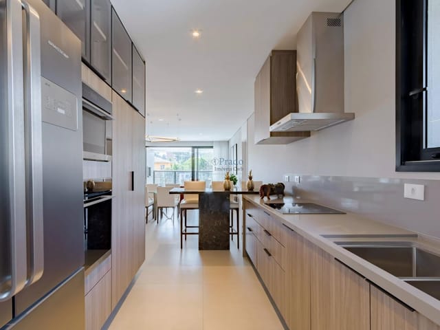 Apartamento 3 quartos e 5 banheiros, à venda, no bairro Bigorrilho em Curitiba