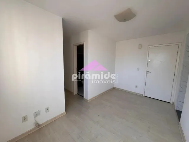 Apartamento com 49m² 2 quartos e 2 banheiros, para alugar, no bairro Parque Industrial em São José Dos Campos