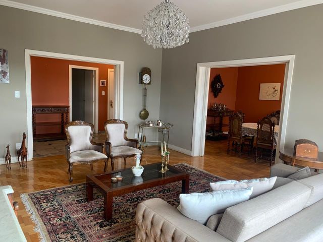Apartamento com 303m² 3 quartos e 4 banheiros, à venda, no bairro Centro em Pelotas