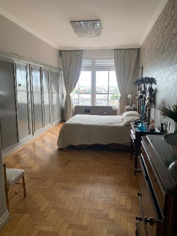 Apartamento com 303m² 3 quartos e 4 banheiros, à venda, no bairro Centro em Pelotas