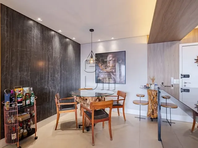 Apartamento com 145m² 2 quartos e 2 banheiros, à venda, no bairro Santa Rosa em Londrina