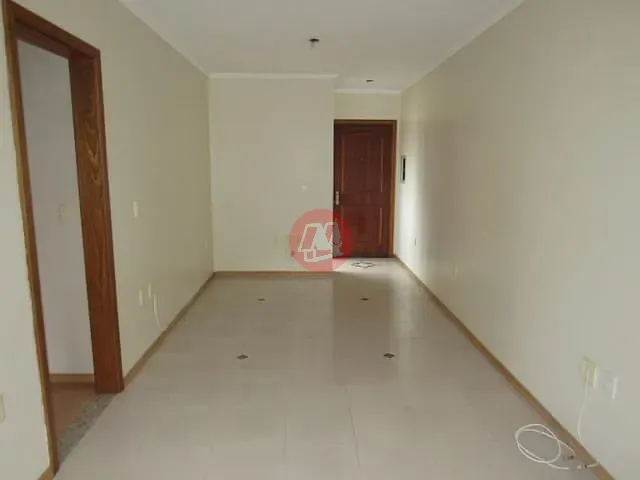 Apartamento com 75m² 2 quartos e 2 banheiros, para alugar, no bairro Petrópolis em Porto Alegre