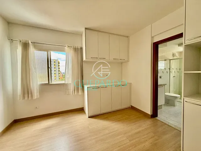 Apartamento com 40m² 1 quarto e 1 banheiro, à venda, no bairro Centro em Londrina