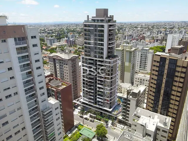 Apartamento 3 quartos e 4 banheiros, à venda, no bairro Água Verde em Curitiba