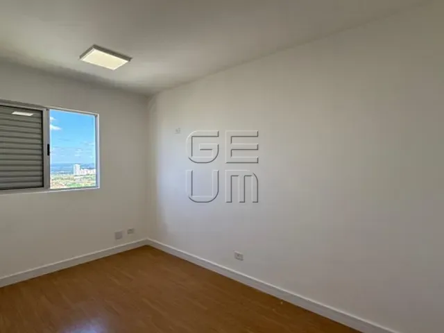 Apartamento 3 quartos e 2 banheiros, à venda, no bairro Residencial José Lázaro Gouvea em Londrina