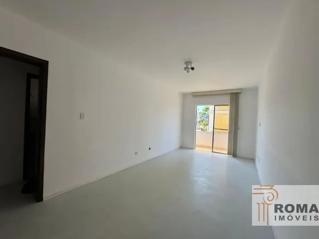 Apartamento 2 quartos e 1 banheiro, para alugar, no bairro Água Verde em Curitiba