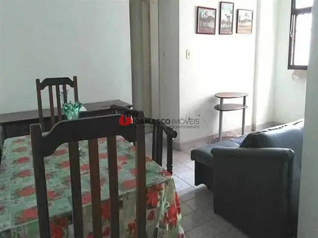 Apartamento 1 quarto e 1 banheiro, à venda, no bairro Aviação em Praia Grande
