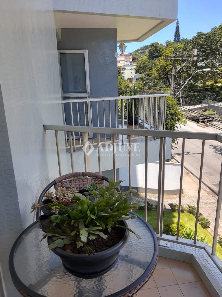 Apartamento à venda com 3 quartos, 109m² - Foto 1