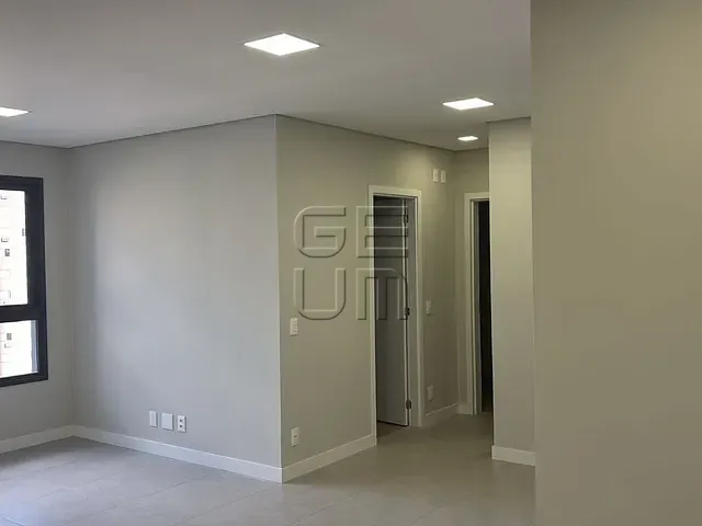 Apartamento 2 quartos e 2 banheiros, à venda, no bairro Gleba Fazenda Palhano em Londrina