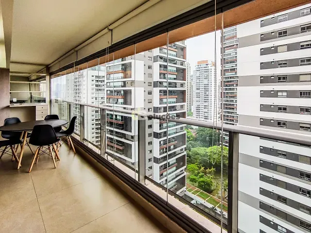 Apartamento 1 quarto e 2 banheiros, à venda, no bairro Brooklin Paulista em São Paulo