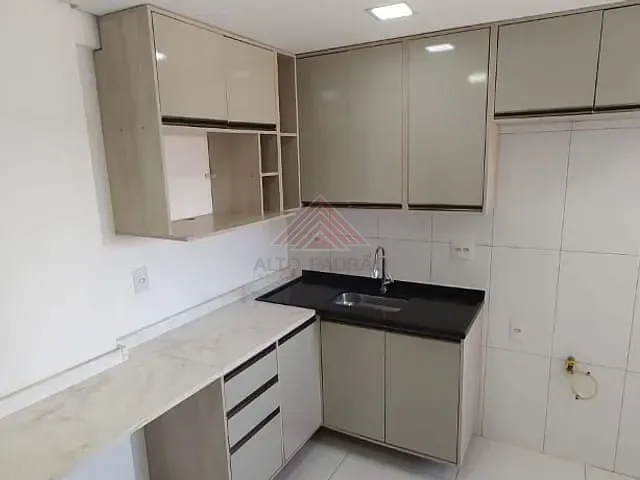 Apartamento com 76m² 3 quartos e 1 banheiro, para alugar, no bairro Vila Guarani em Mauá