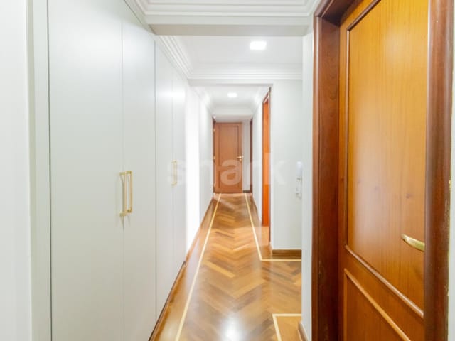 Apartamento com 290m² 4 quartos e 5 banheiros, para alugar, no bairro Alphaville Centro Industrial e Empresarial/Alphaville. em Barueri