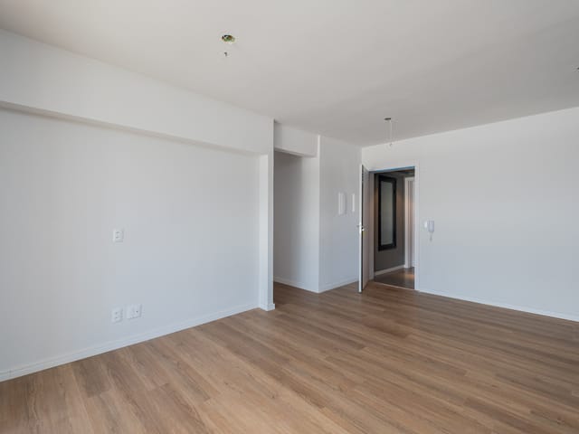 Apartamento com 88m² 3 quartos e 2 banheiros, para alugar, no bairro Centro em Pelotas