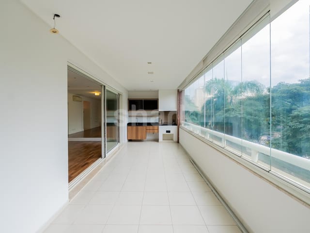 Apartamento com 152m² 2 quartos e 3 banheiros, para alugar, no bairro Itaim Bibi em São Paulo