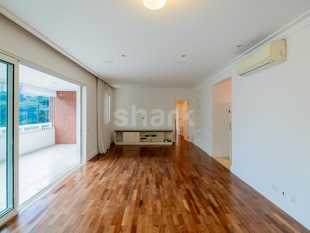 Apartamento com 152m² 2 quartos e 3 banheiros, para alugar, no bairro Itaim Bibi em São Paulo