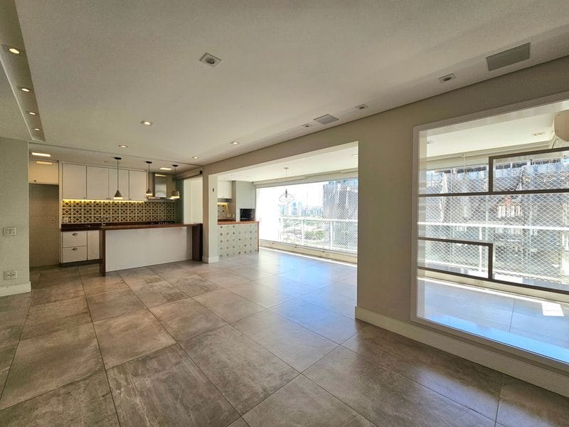 Apartamento em Cidade Monções — foto 1