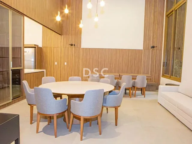 Apartamento 3 quartos e 5 banheiros, à venda, no bairro Agua Verde em Curitiba