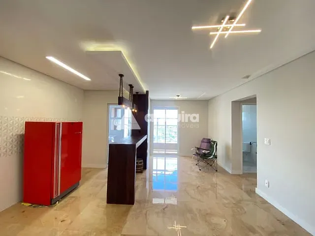Apartamento 2 quartos e 2 banheiros, à venda, no bairro Centro em Ponta Grossa