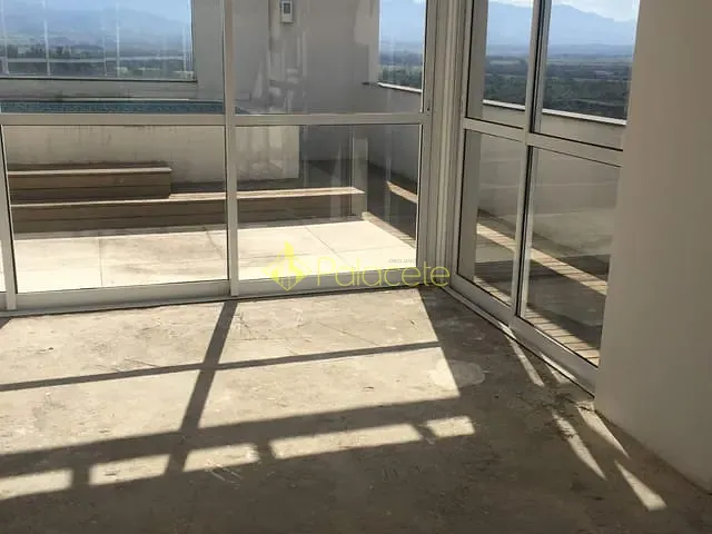 Apartamento com 131m² 3 quartos e 4 banheiros, à venda, no bairro Jardim Boa Vista em Pindamonhangaba