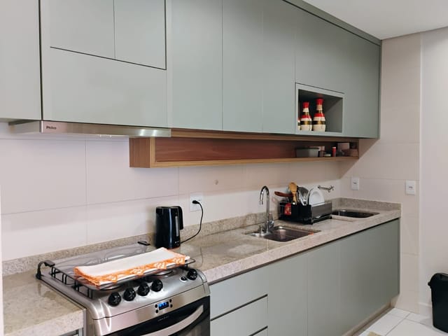 Apartamento 2 quartos e 2 banheiros, à venda, no bairro Gleba Palhano em Londrina