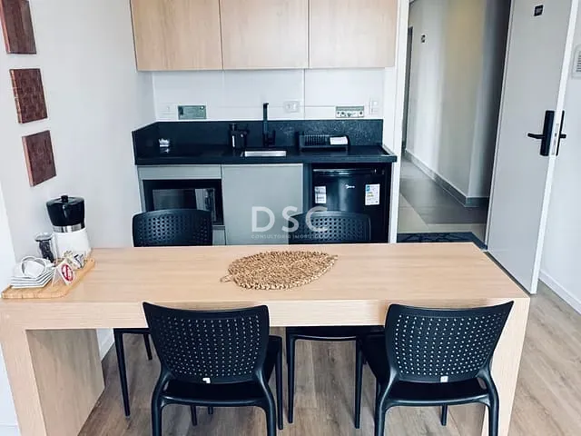 Apartamento 1 quarto e 1 banheiro, à venda, no bairro Centro em Curitiba