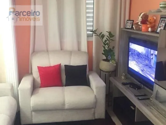 Apartamento com 63m² 3 quartos e 1 banheiro, à venda, no bairro Vila Santana em São Paulo