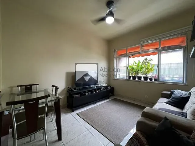 Apartamento com 73m² 2 quartos e 1 banheiro, à venda, no bairro Centro em Niterói
