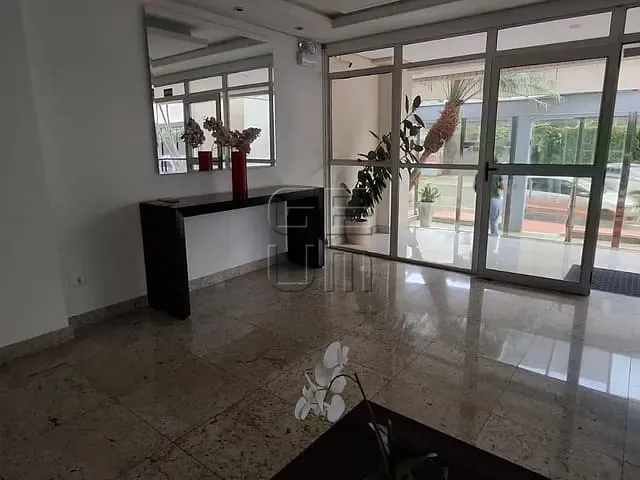 Apartamento 2 quartos e 2 banheiros, à venda, no bairro Centro em Londrina