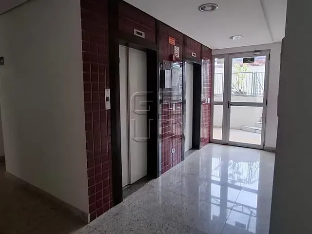 Apartamento 2 quartos e 2 banheiros, à venda, no bairro Centro em Londrina