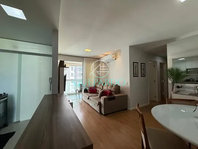 Apartamento 3 quartos e 2 banheiros, à venda, no bairro Gleba Fazenda Palhano em Londrina