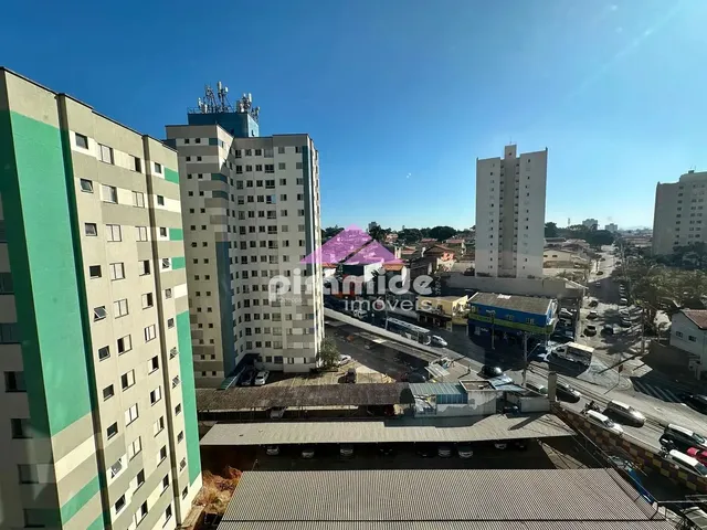 Apartamento com 10m² 1 quarto e 1 banheiro, para alugar, no bairro Monte Castelo em São José Dos Campos