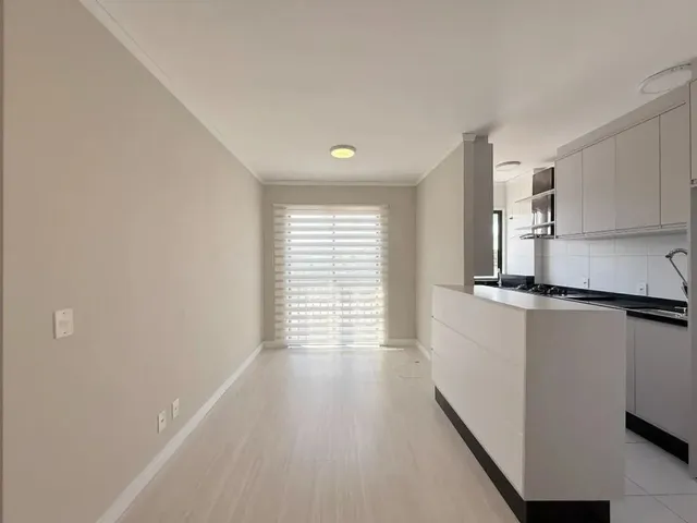 Apartamento 2 quartos e 1 banheiro, à venda, no bairro Santa Felicidade em Curitiba