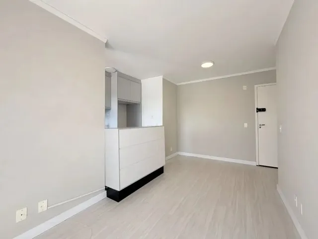 Apartamento 2 quartos e 1 banheiro, à venda, no bairro Santa Felicidade em Curitiba