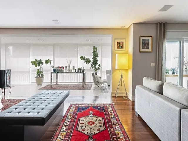 Apartamento com 230m² 3 quartos e 4 banheiros, para alugar, no bairro Vila Nova Conceição em São Paulo